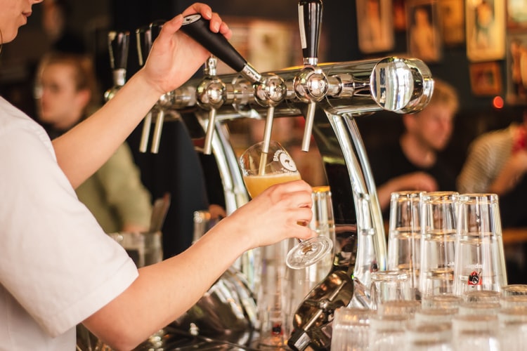 Pouring a pint